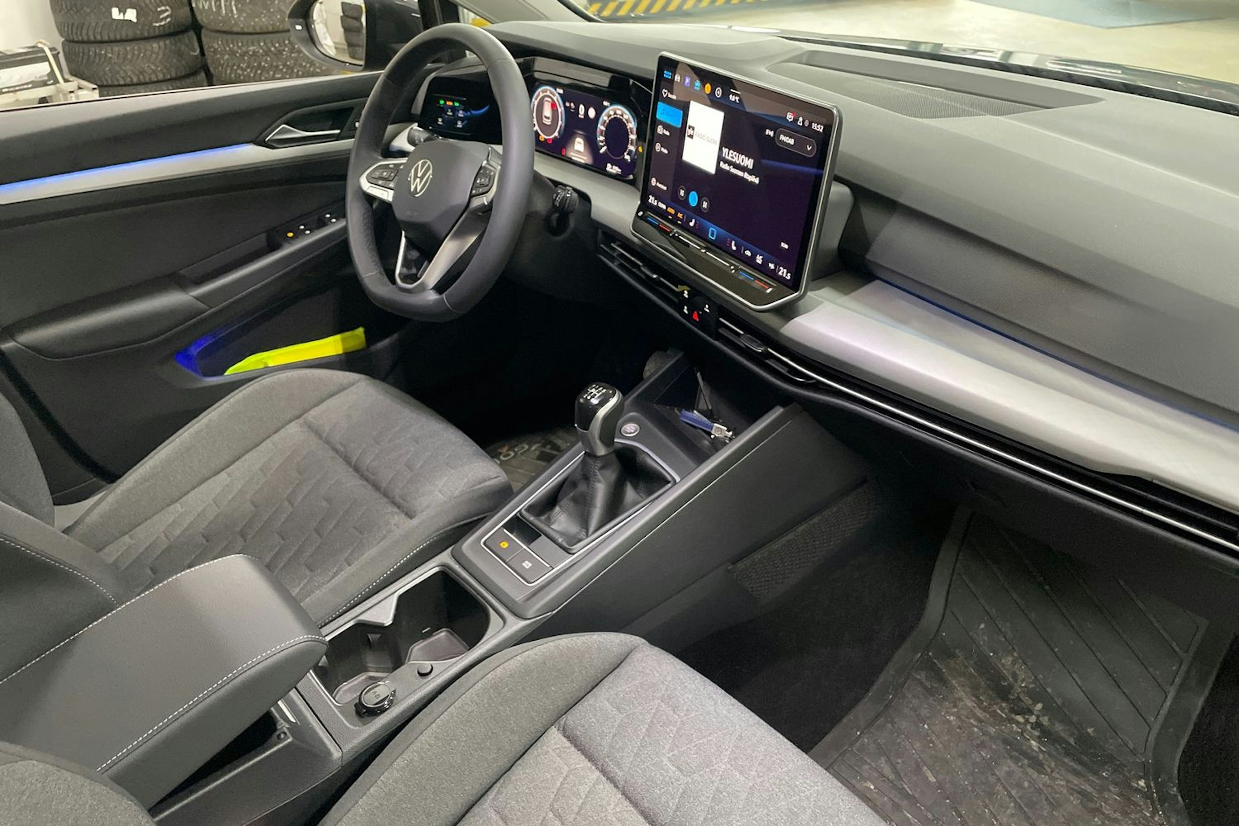 Harmaa Volkswagen GOLF 2025 kuva 15.