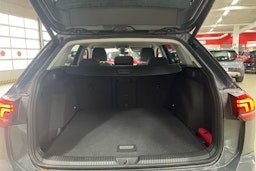 Harmaa Volkswagen GOLF 2025 kuva 16.