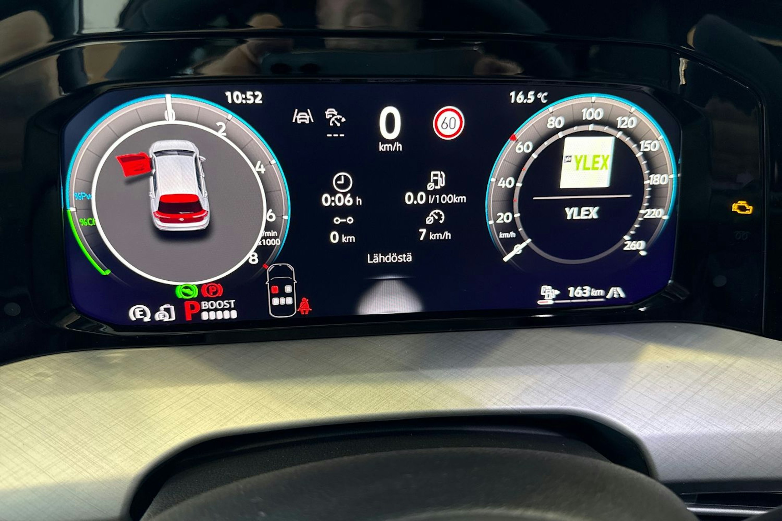 musta Volkswagen Golf 2025 kuva 14.