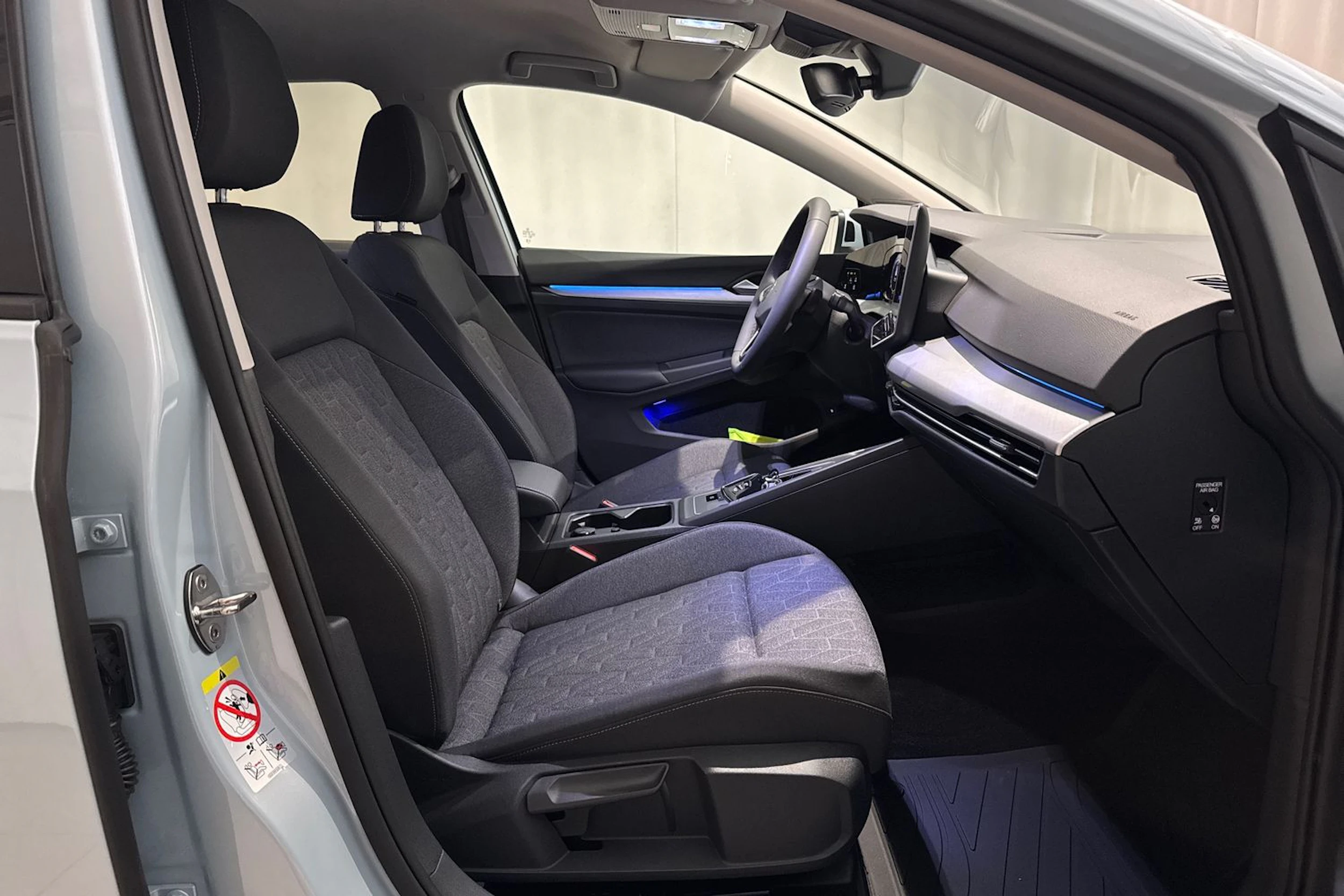 met. sininen Volkswagen Golf 2026 kuva 12.