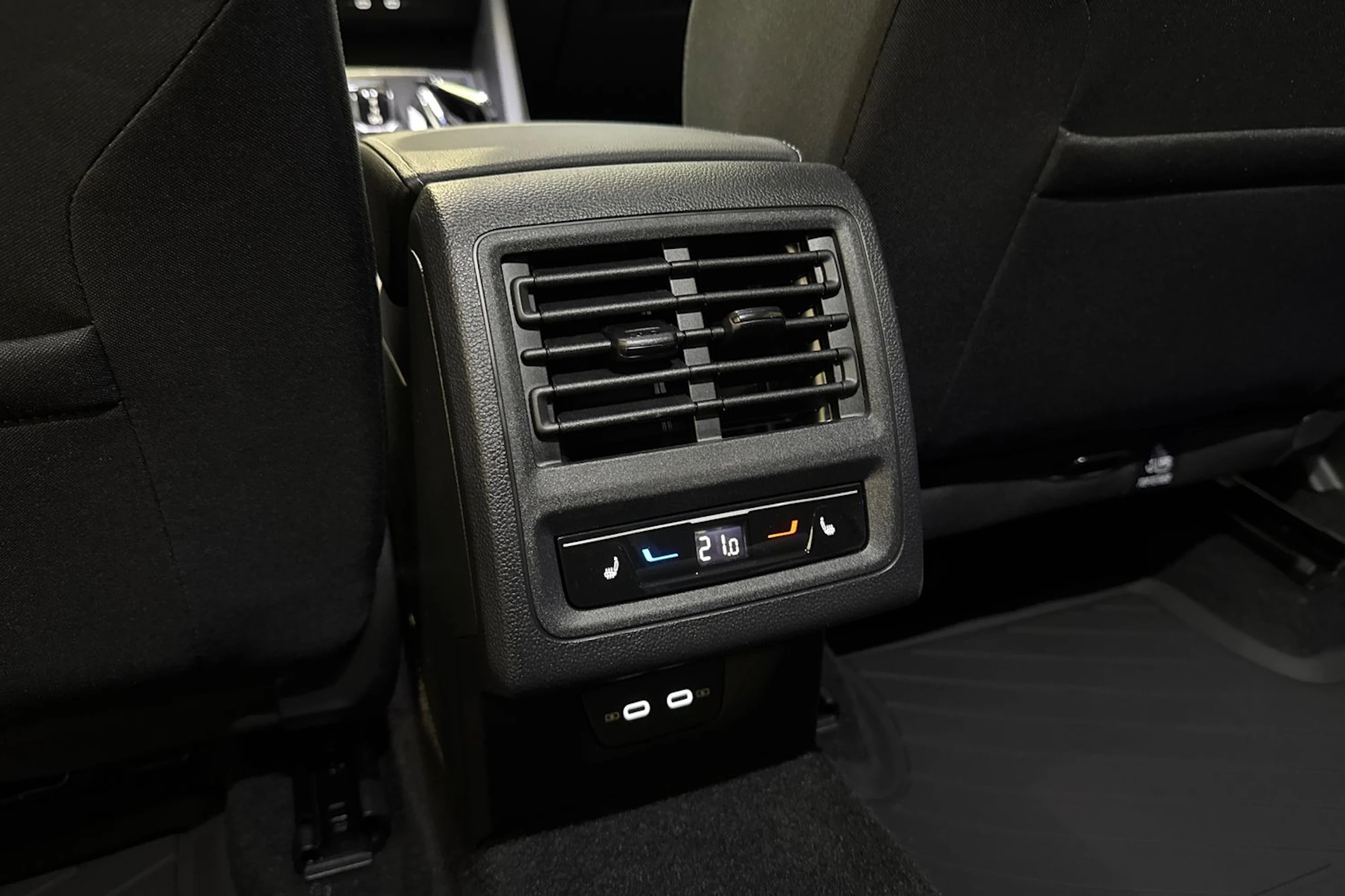 met. sininen Volkswagen Golf 2026 kuva 13.