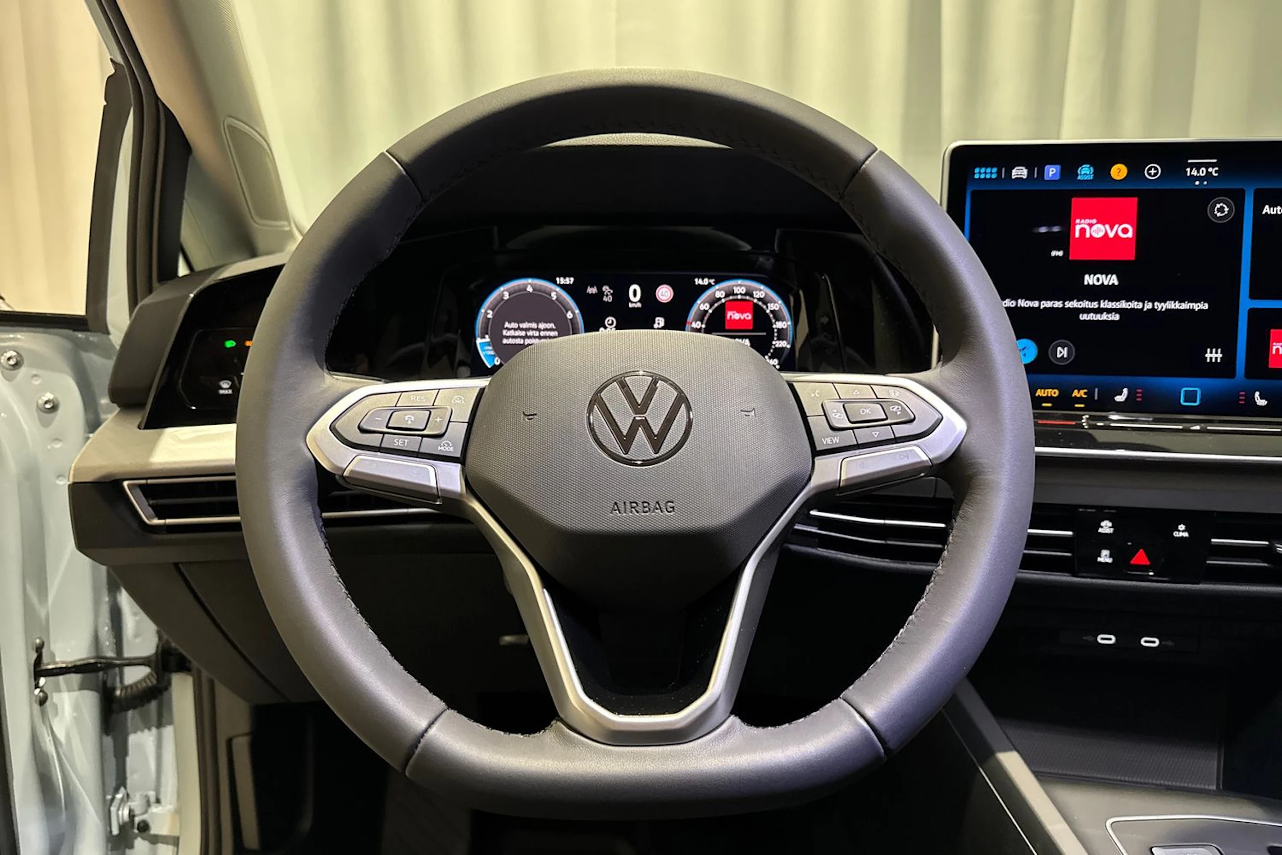 met. sininen Volkswagen Golf 2026 kuva 14.