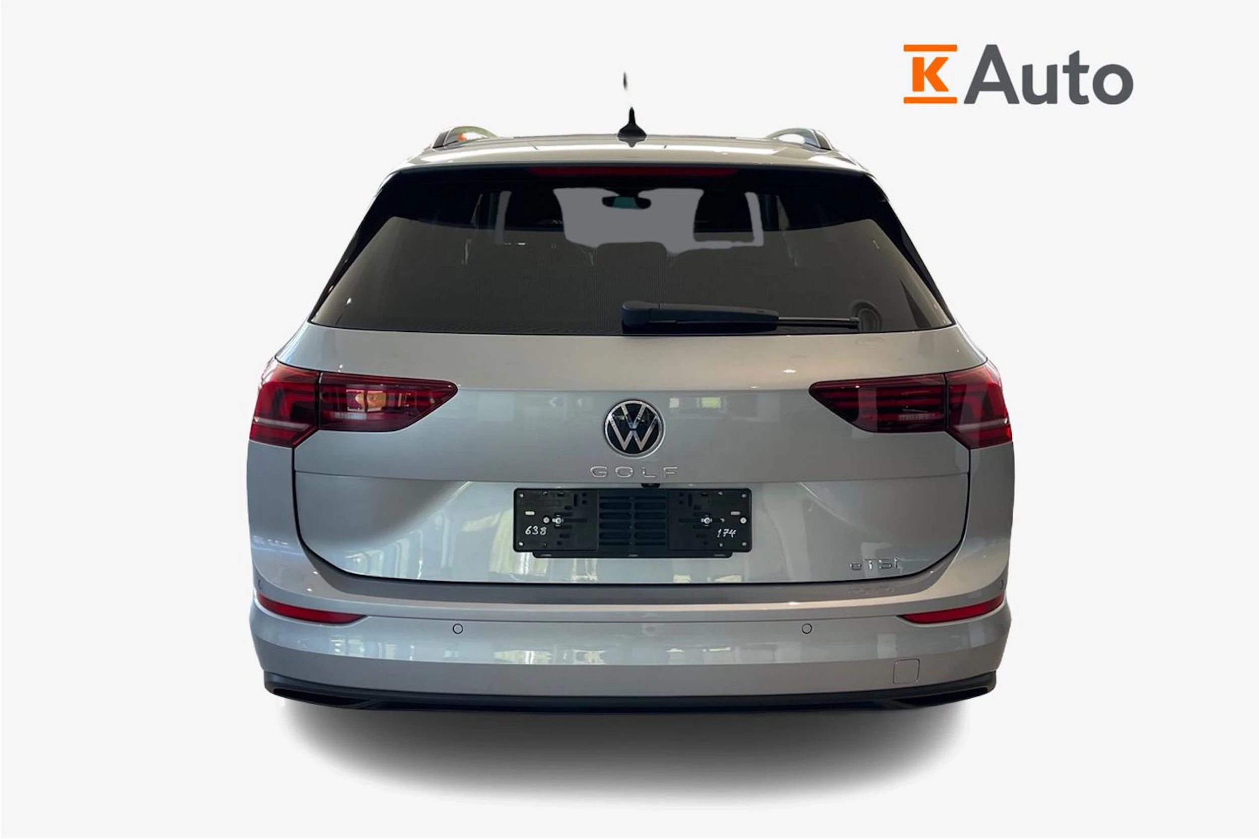 harmaa Volkswagen Golf 2026 kuva 3.