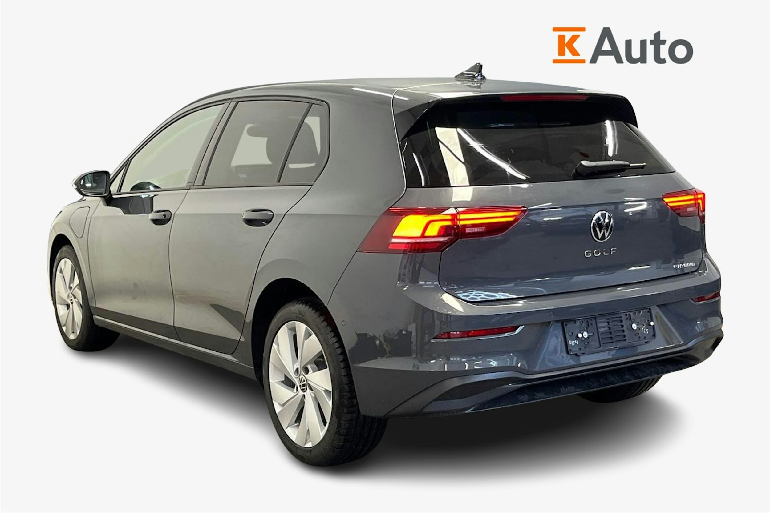 met. harmaa Volkswagen Golf 2026 kuva 2.