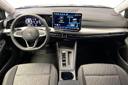 met. harmaa Volkswagen Golf 2026 kuva 7.