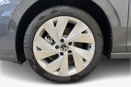 met. harmaa Volkswagen Golf 2026 kuva 9.