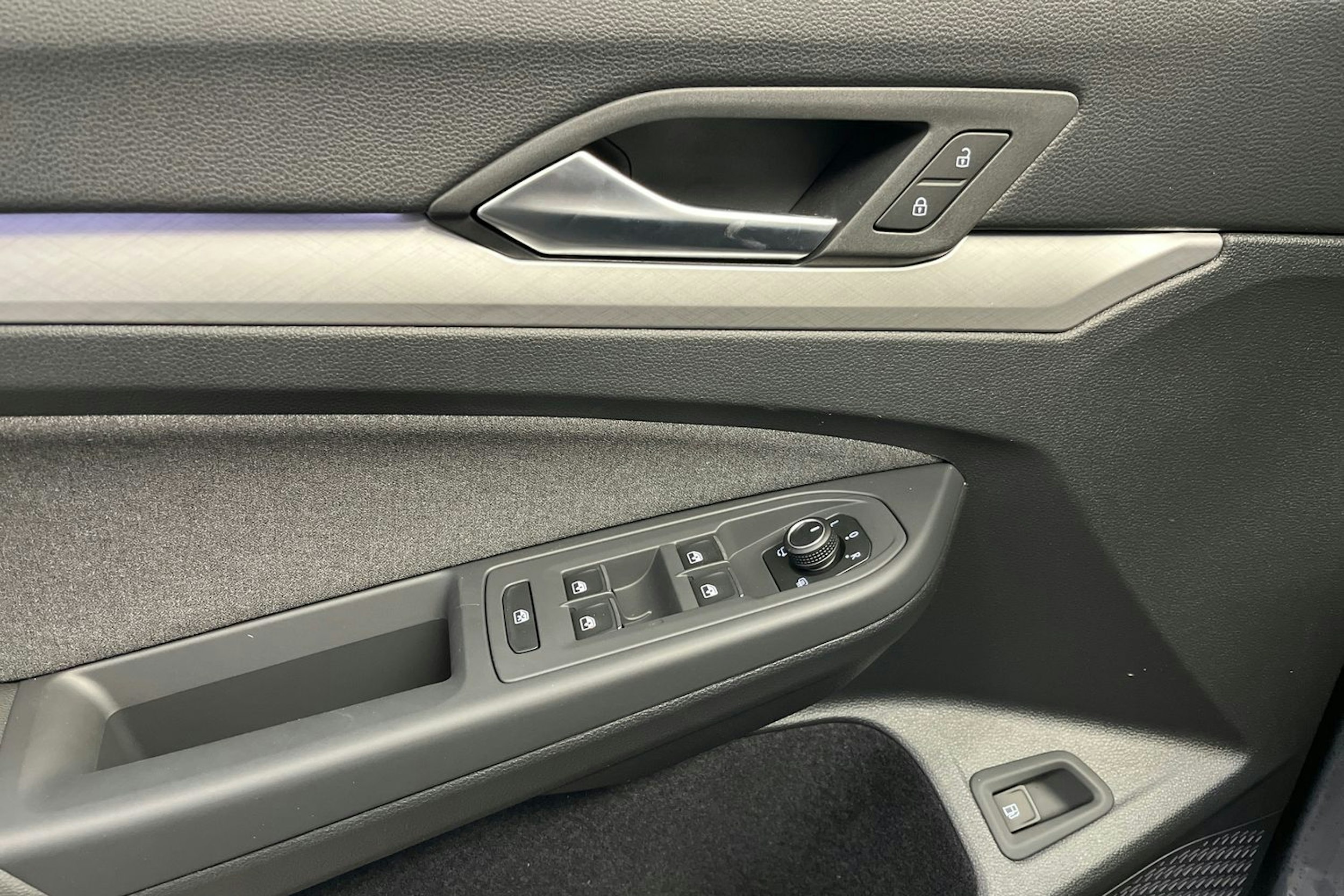 met. harmaa Volkswagen Golf 2026 kuva 12.