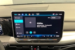 met. harmaa Volkswagen Golf 2026 kuva 14.