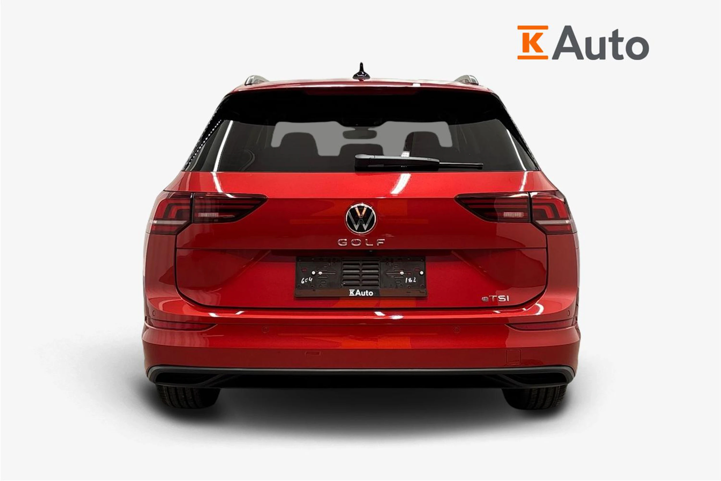 met. punainen Volkswagen Golf 2026 kuva 3.