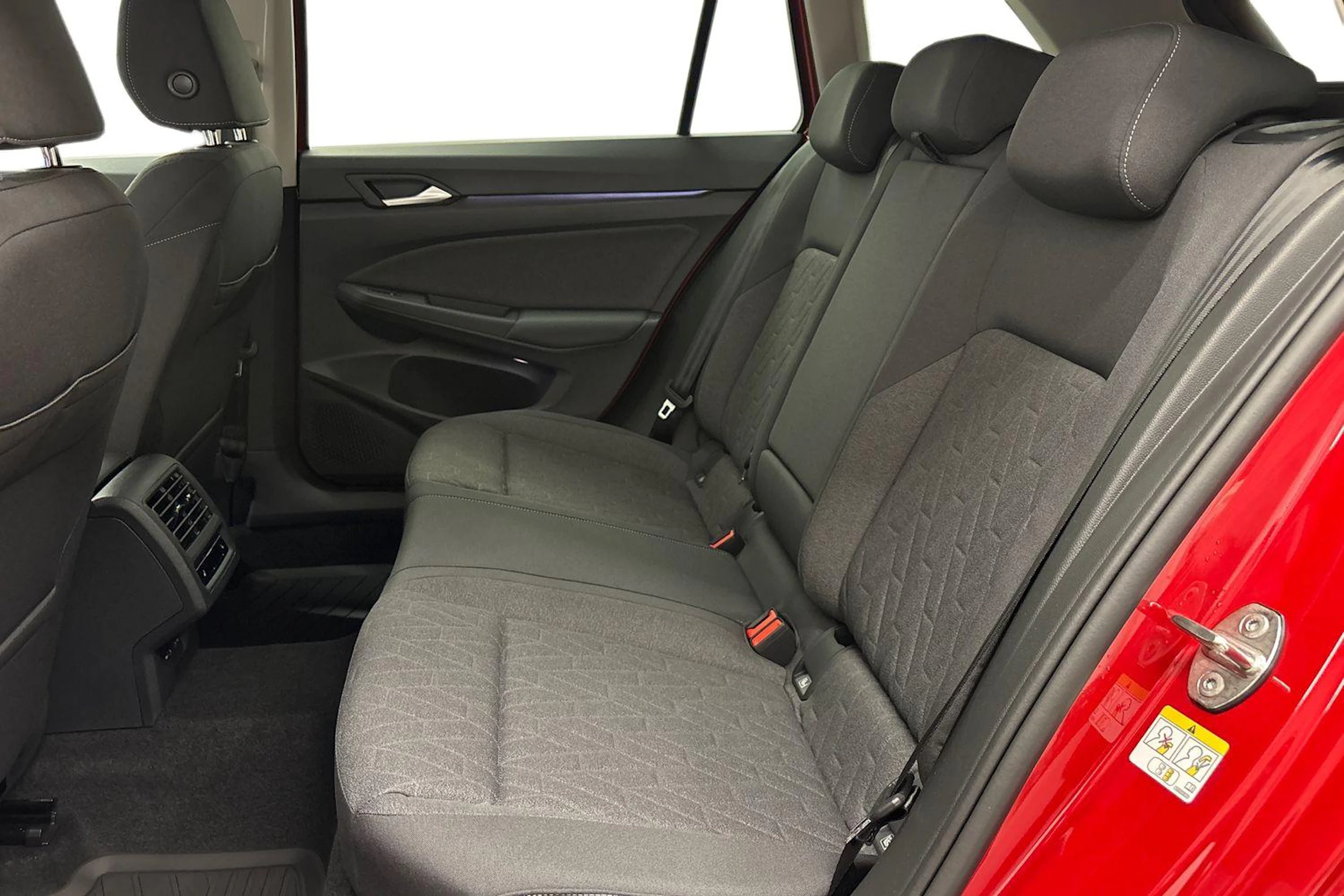 met. punainen Volkswagen Golf 2026 kuva 8.