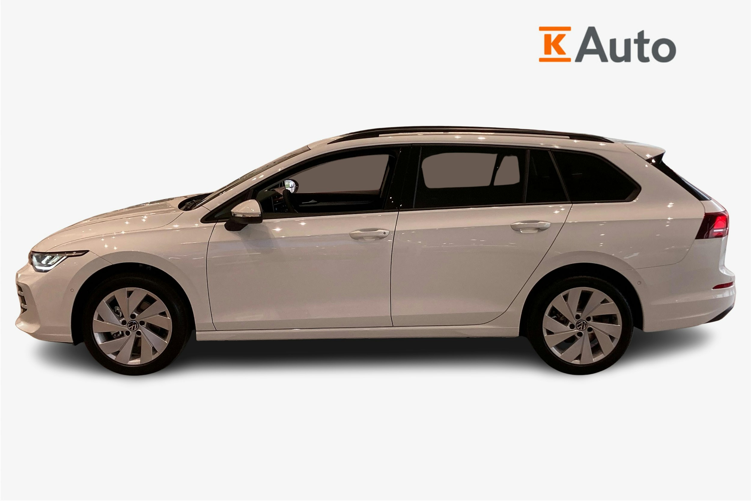 valkoinen Volkswagen Golf 2026 kuva 5.