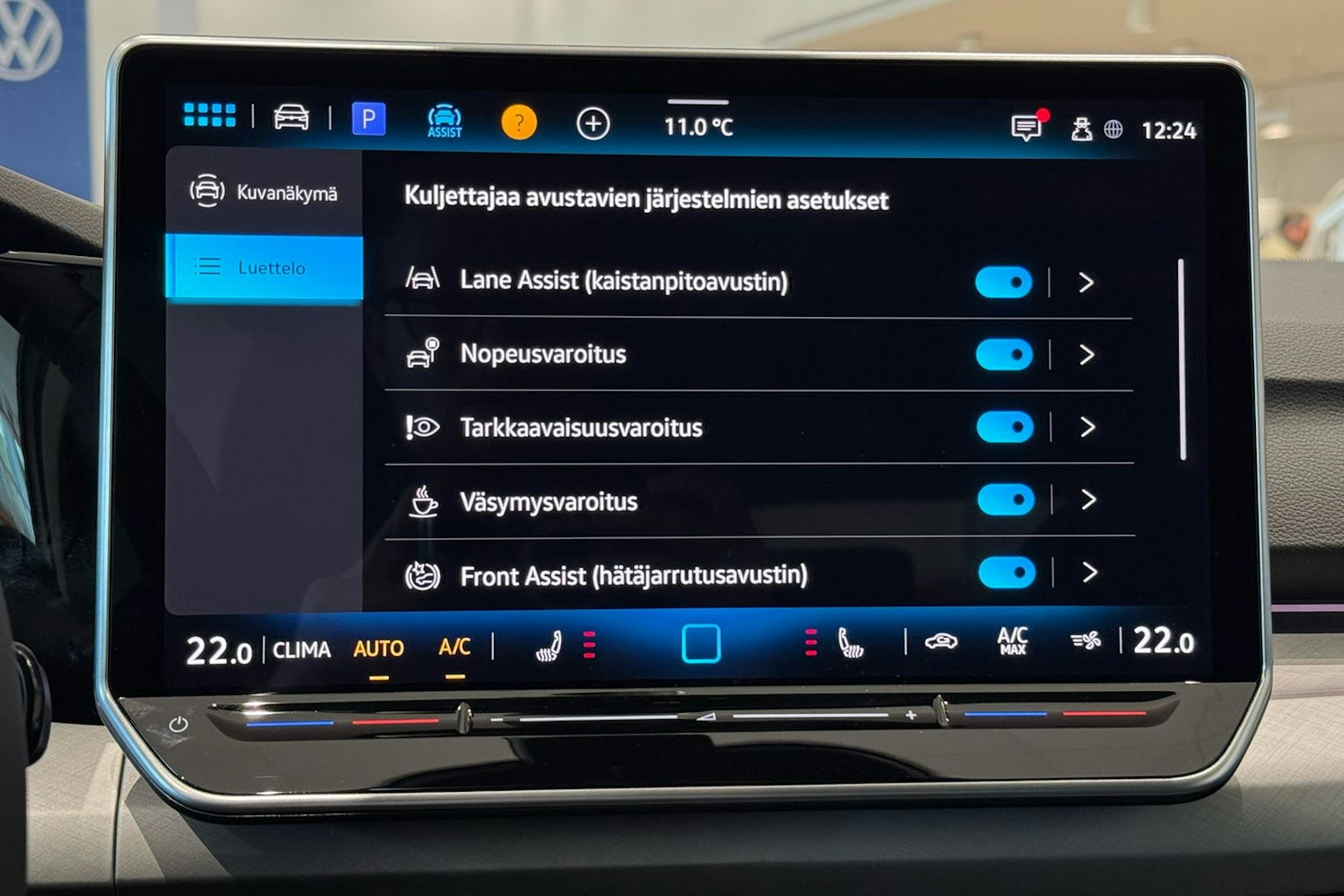 valkoinen Volkswagen Golf 2026 kuva 16.