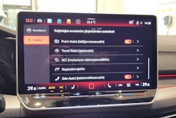 met. punainen Volkswagen Golf 2026 kuva 20.