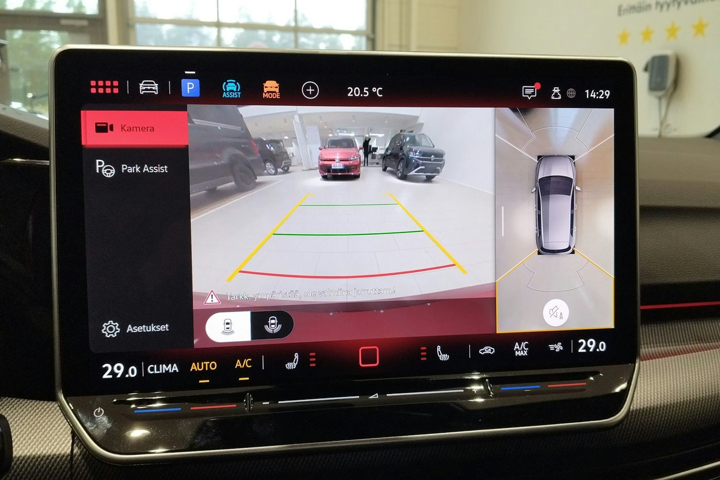 met. punainen Volkswagen Golf 2026 kuva 22.