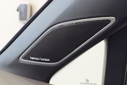 met. punainen Volkswagen Golf 2026 kuva 27.