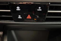 harmaa Volkswagen Golf 2026 kuva 33.