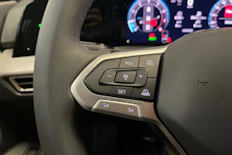 met. musta Volkswagen Golf 2026 kuva 12.