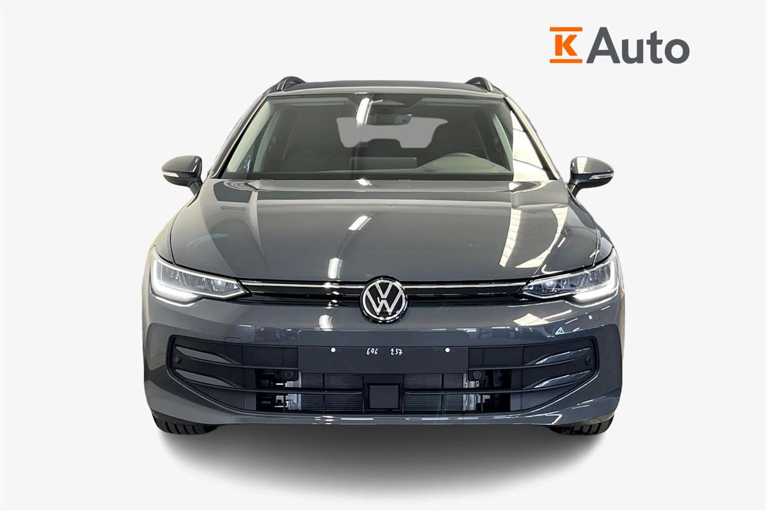 harmaa Volkswagen Golf 2026 kuva 4.