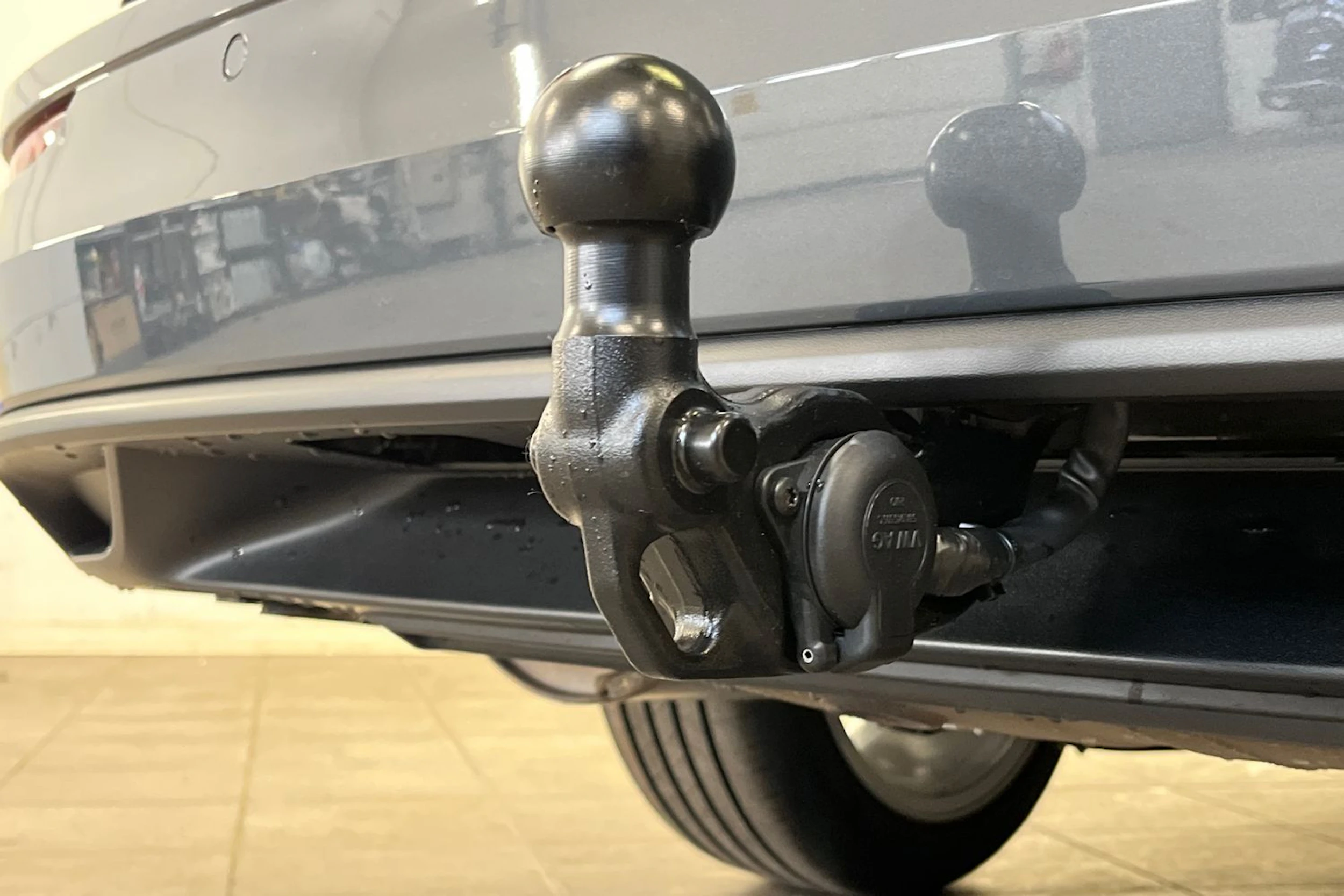 harmaa Volkswagen Golf 2026 kuva 13.