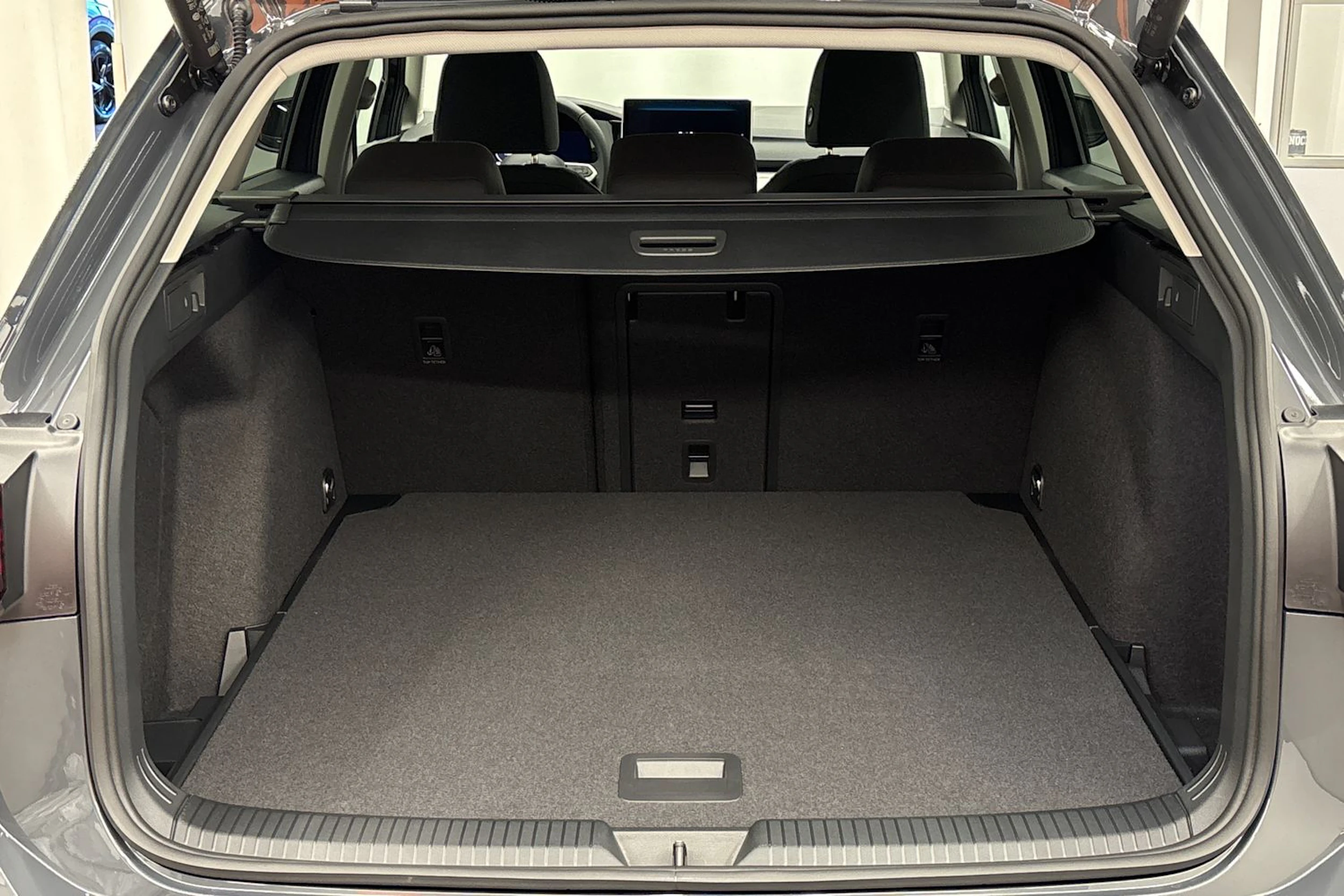 met. harmaa Volkswagen Golf 2026 kuva 23.
