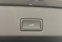 met. harmaa Volkswagen Golf 2026 kuva 24.