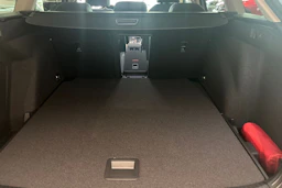 sininen Volkswagen Golf 2026 kuva 13.