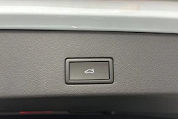 met. sininen Volkswagen Golf 2026 kuva 12.