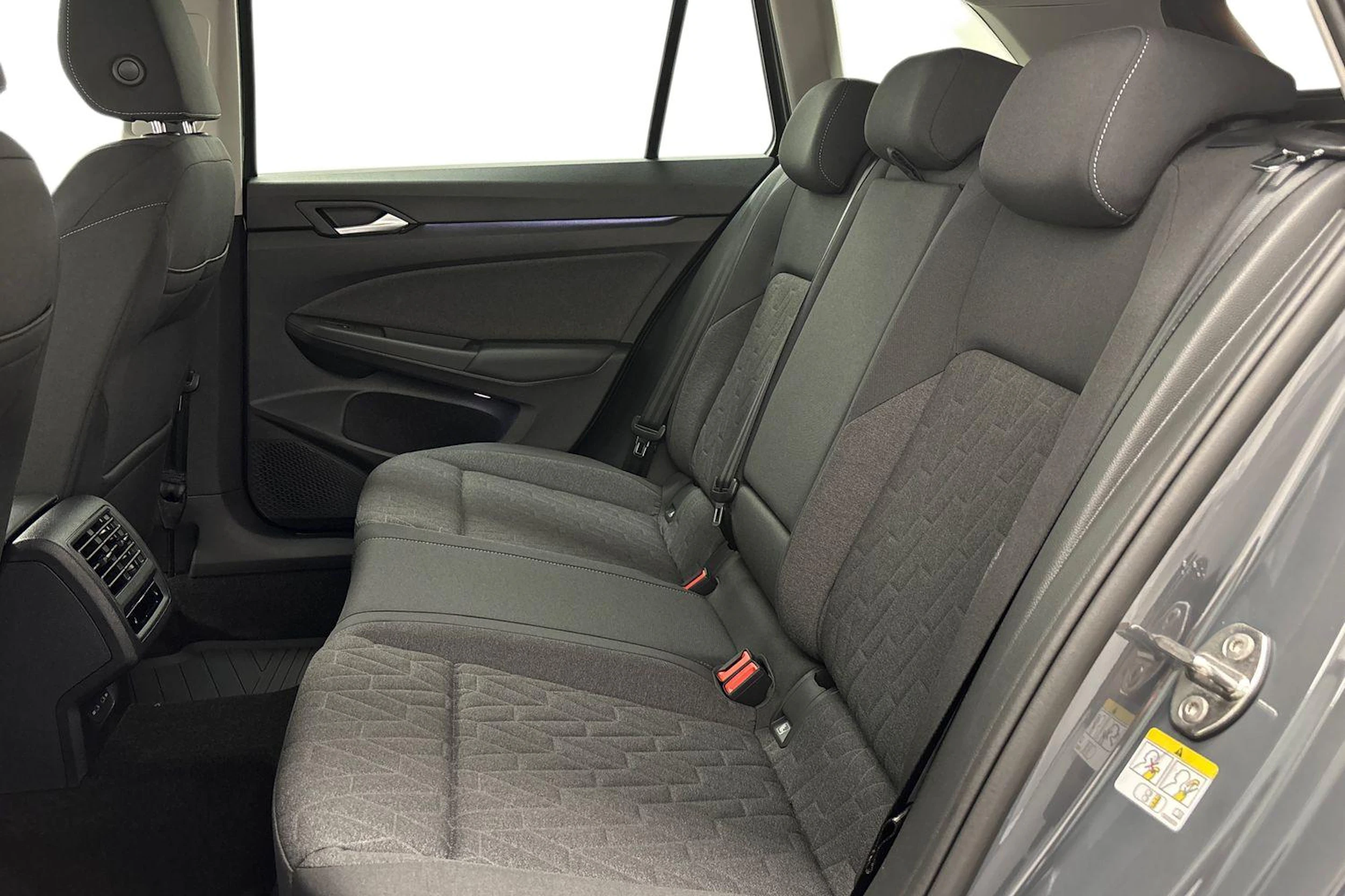 met. harmaa Volkswagen Golf 2026 kuva 8.