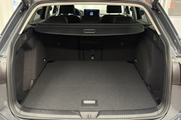 met. harmaa Volkswagen Golf 2026 kuva 22.