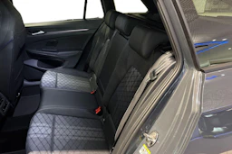 harmaa Volkswagen Golf 2026 kuva 8.