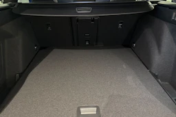 harmaa Volkswagen Golf 2026 kuva 15.