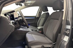 met. harmaa Volkswagen Golf 2026 kuva 8.