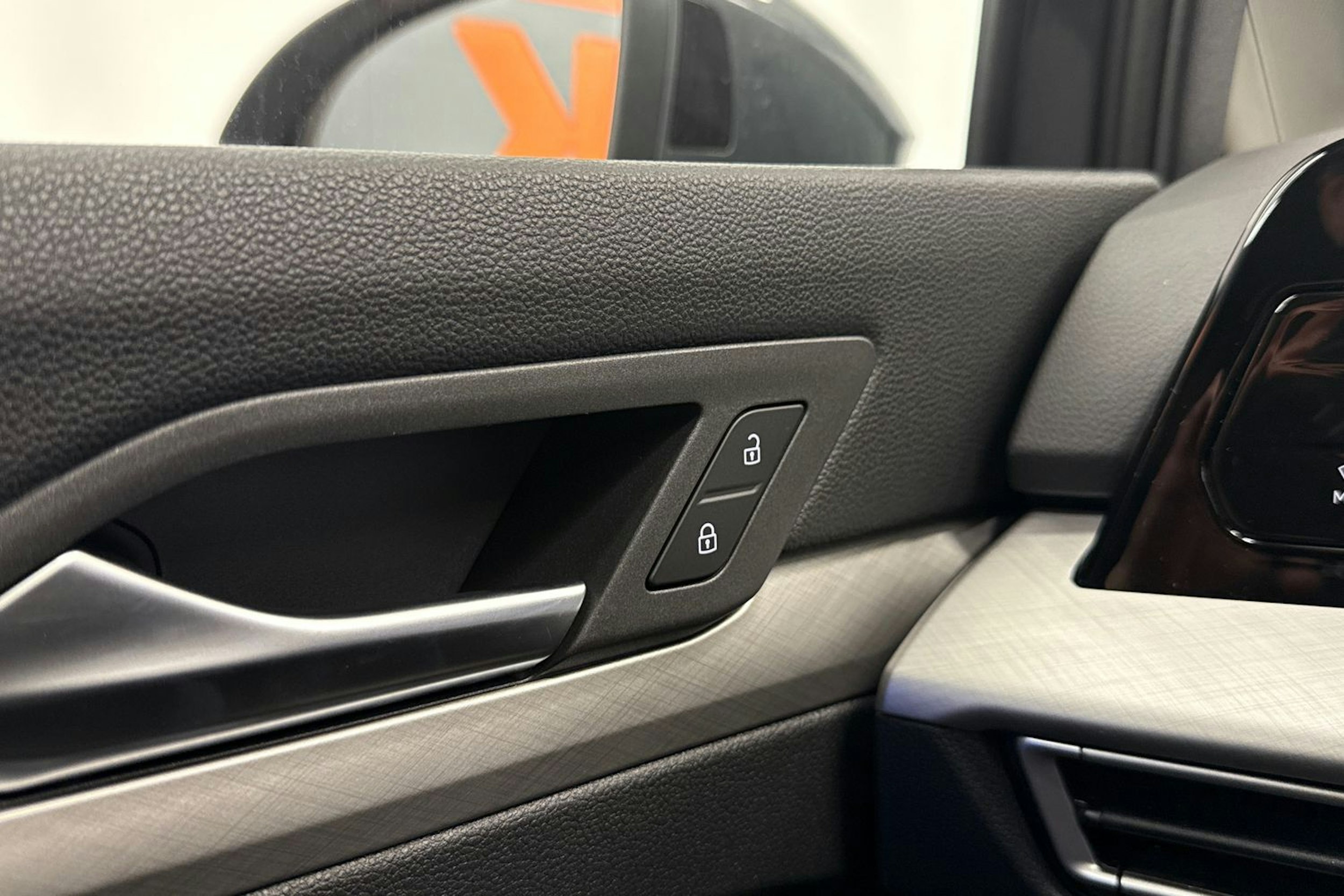 met. harmaa Volkswagen Golf 2026 kuva 18.