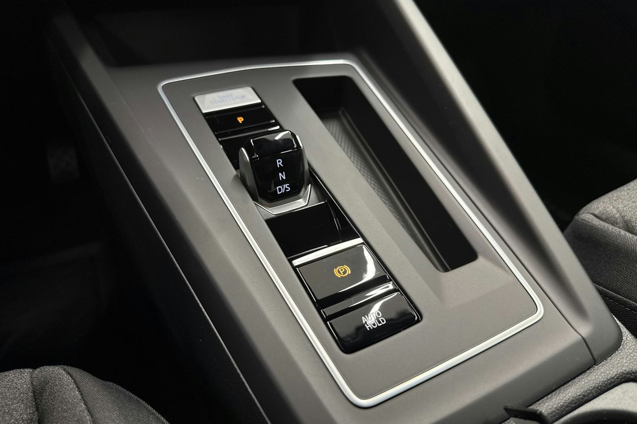 met. harmaa Volkswagen Golf 2026 kuva 21.