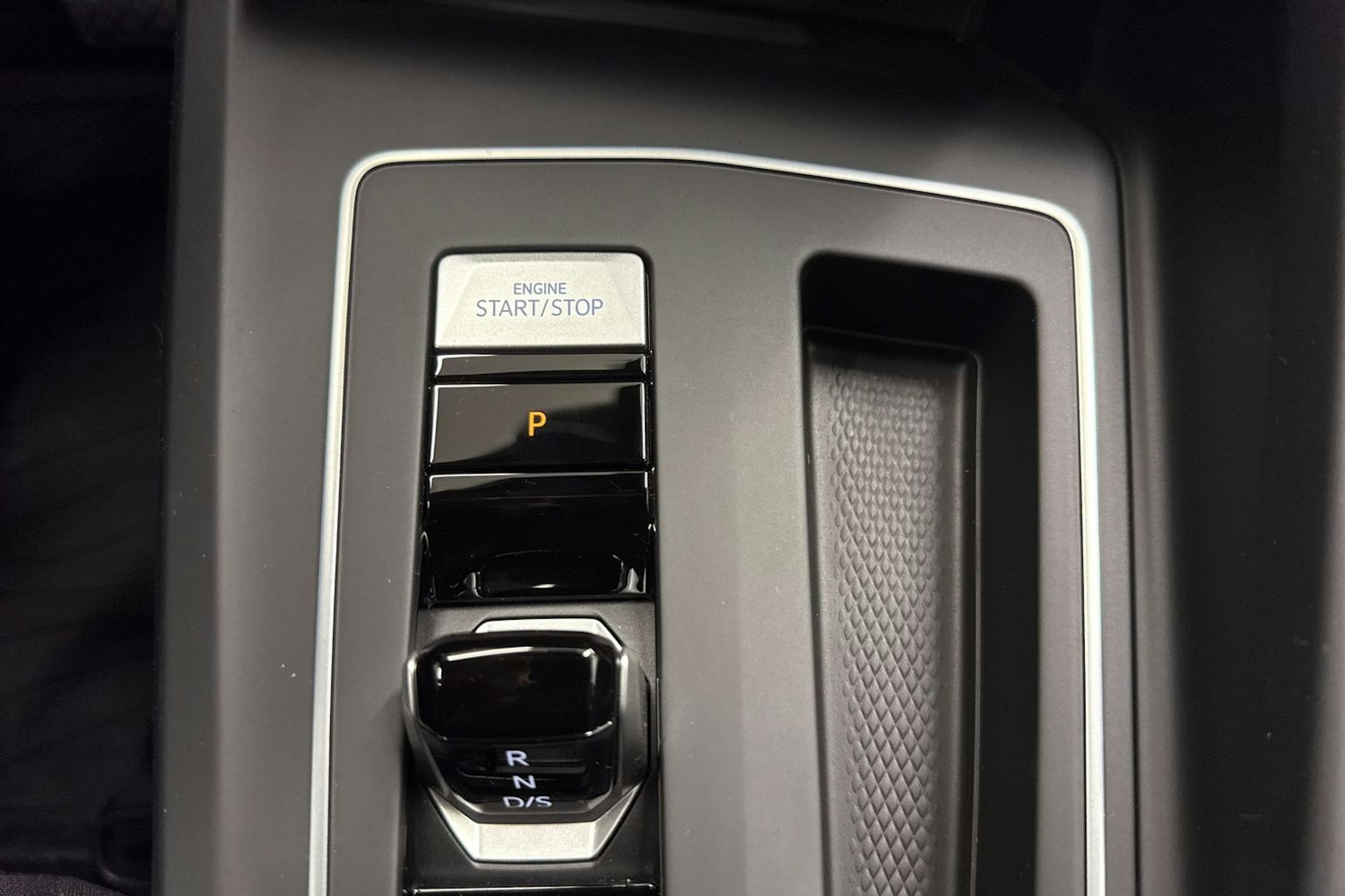 met. harmaa Volkswagen Golf 2026 kuva 22.