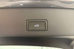 met. harmaa Volkswagen Golf 2026 kuva 33.