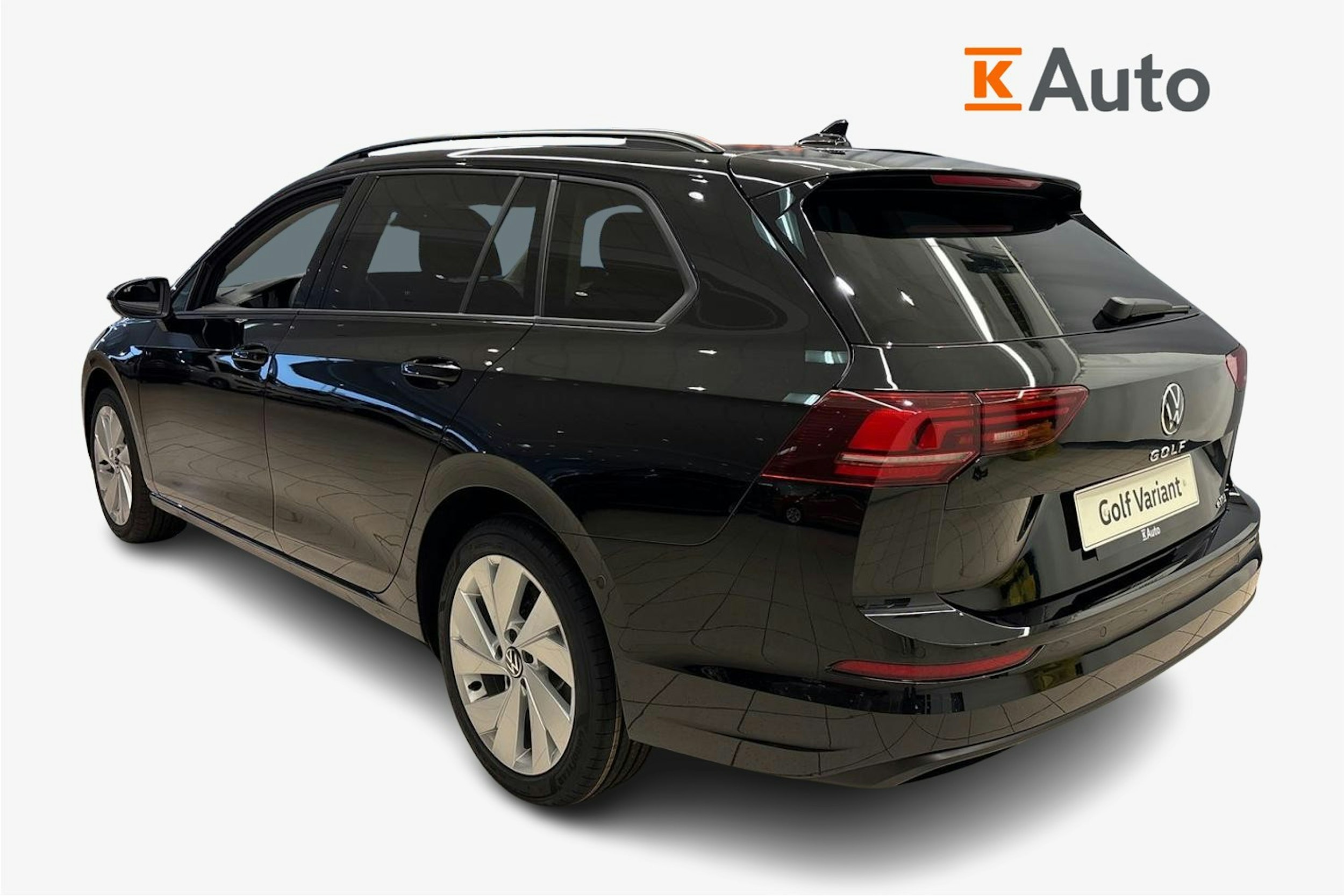 musta Volkswagen Golf 2026 kuva 2.
