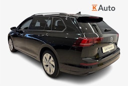 musta Volkswagen Golf 2026 kuva 2.