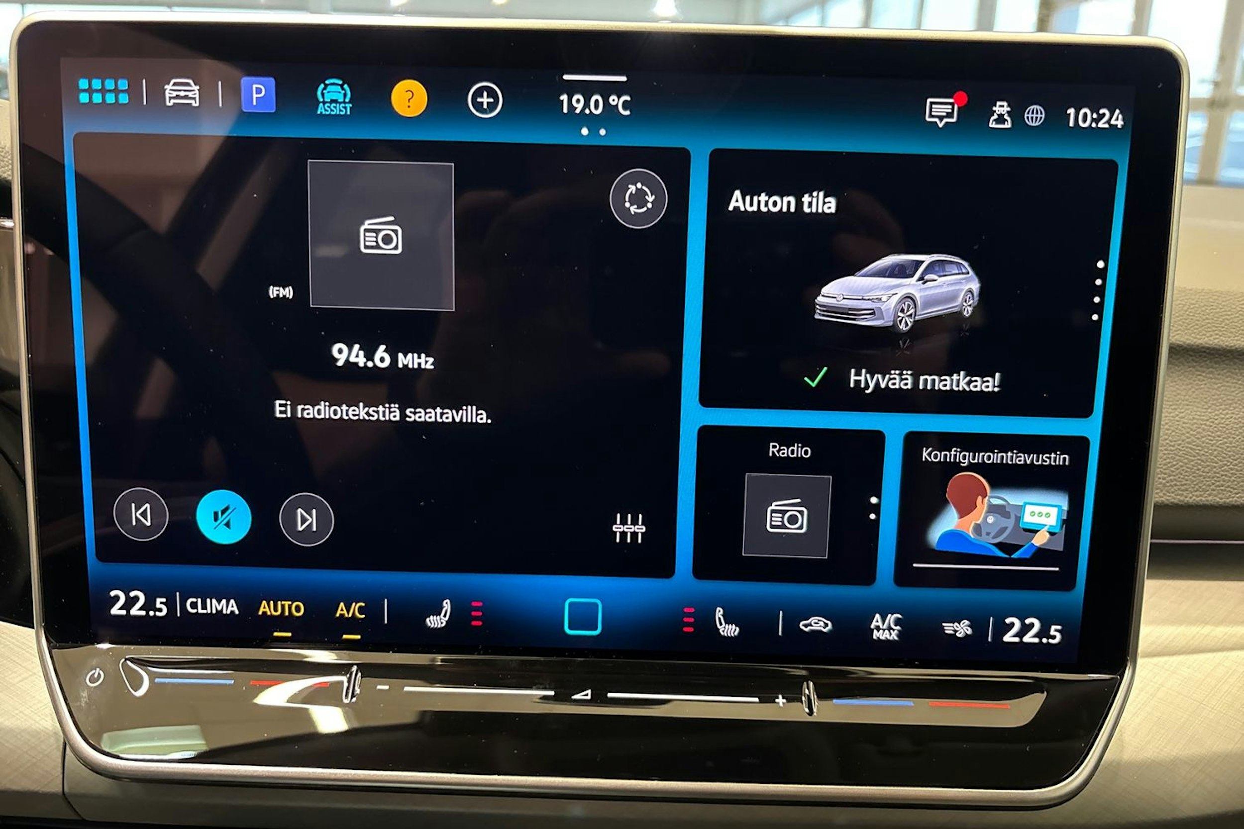 musta Volkswagen Golf 2026 kuva 15.