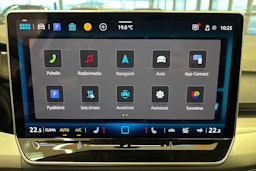 musta Volkswagen Golf 2026 kuva 16.