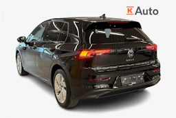 musta Volkswagen Golf 2026 kuva 2.