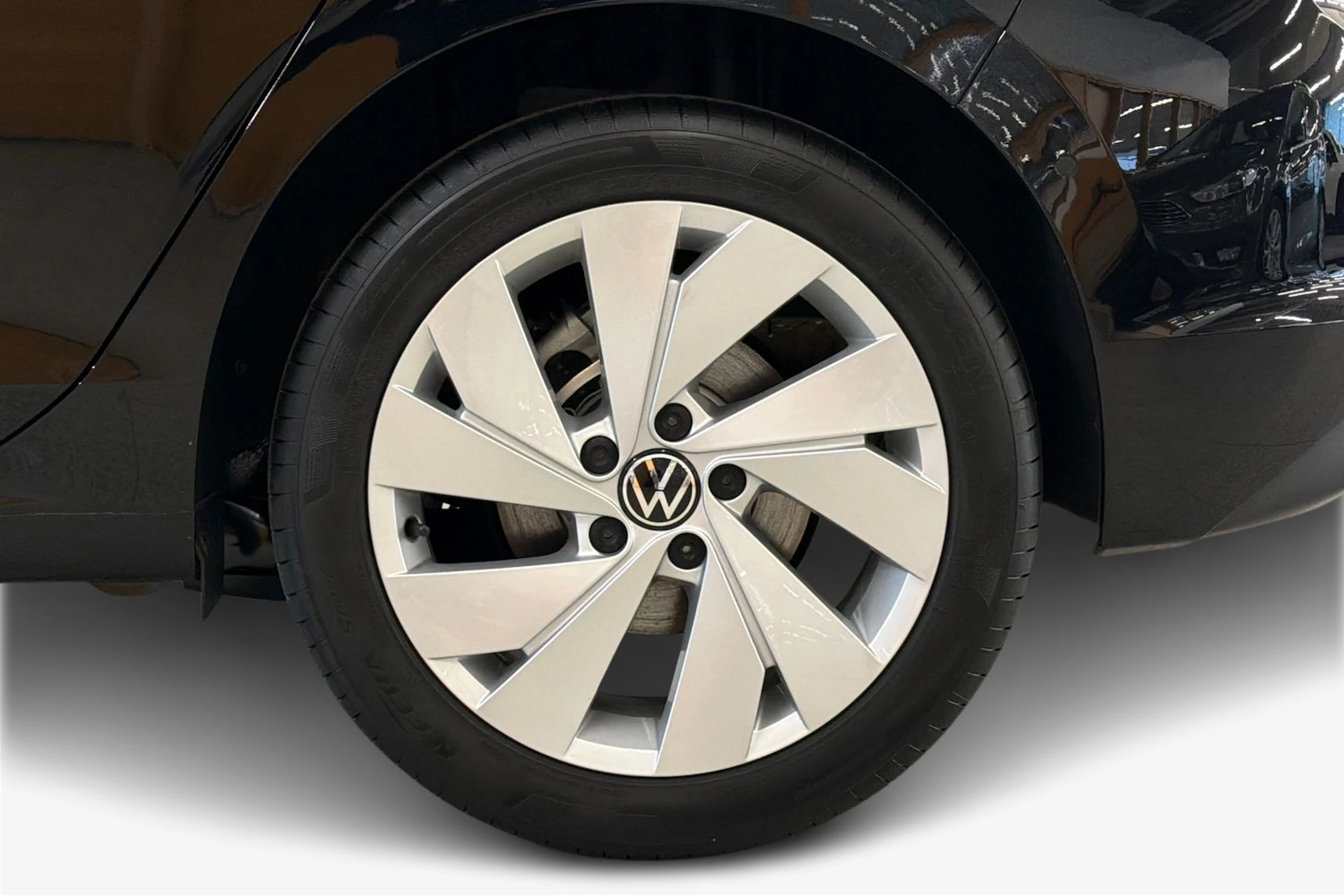 musta Volkswagen Golf 2026 kuva 9.