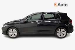 musta Volkswagen Golf 2026 kuva 5.