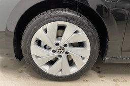 musta Volkswagen Golf 2026 kuva 10.