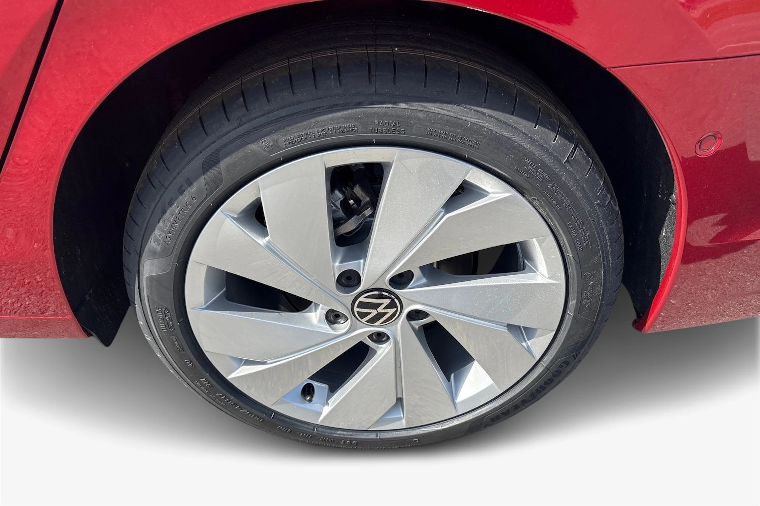 punainen Volkswagen Golf 2026 kuva 9.