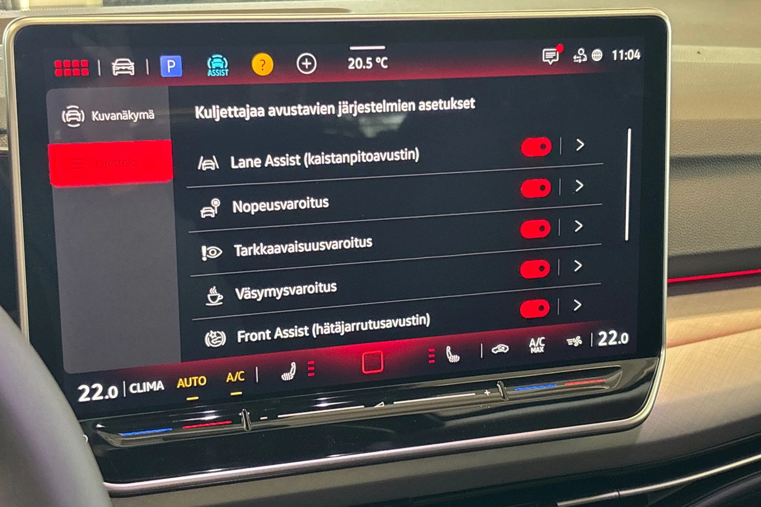 punainen Volkswagen Golf 2026 kuva 28.