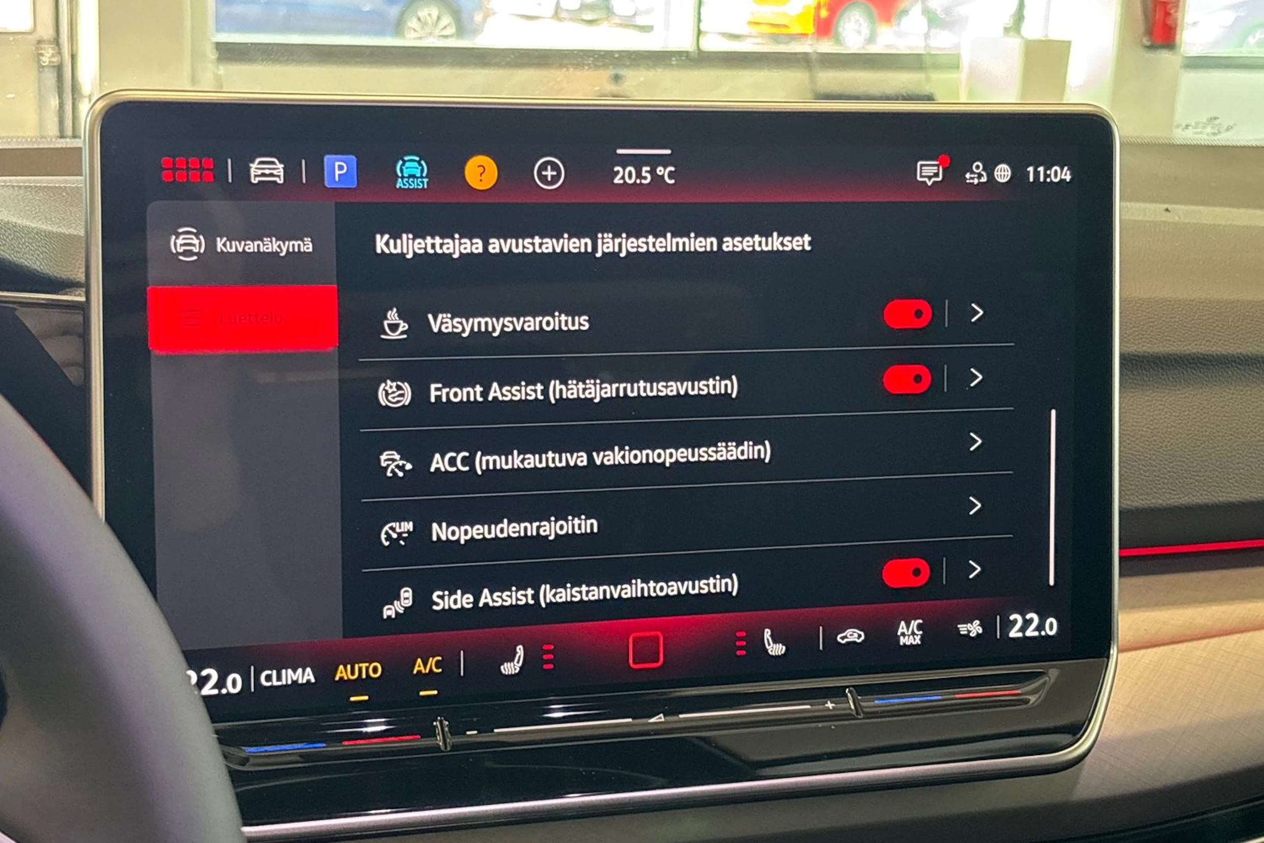 punainen Volkswagen Golf 2026 kuva 29.