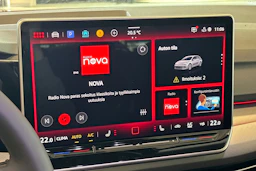 punainen Volkswagen Golf 2026 kuva 33.