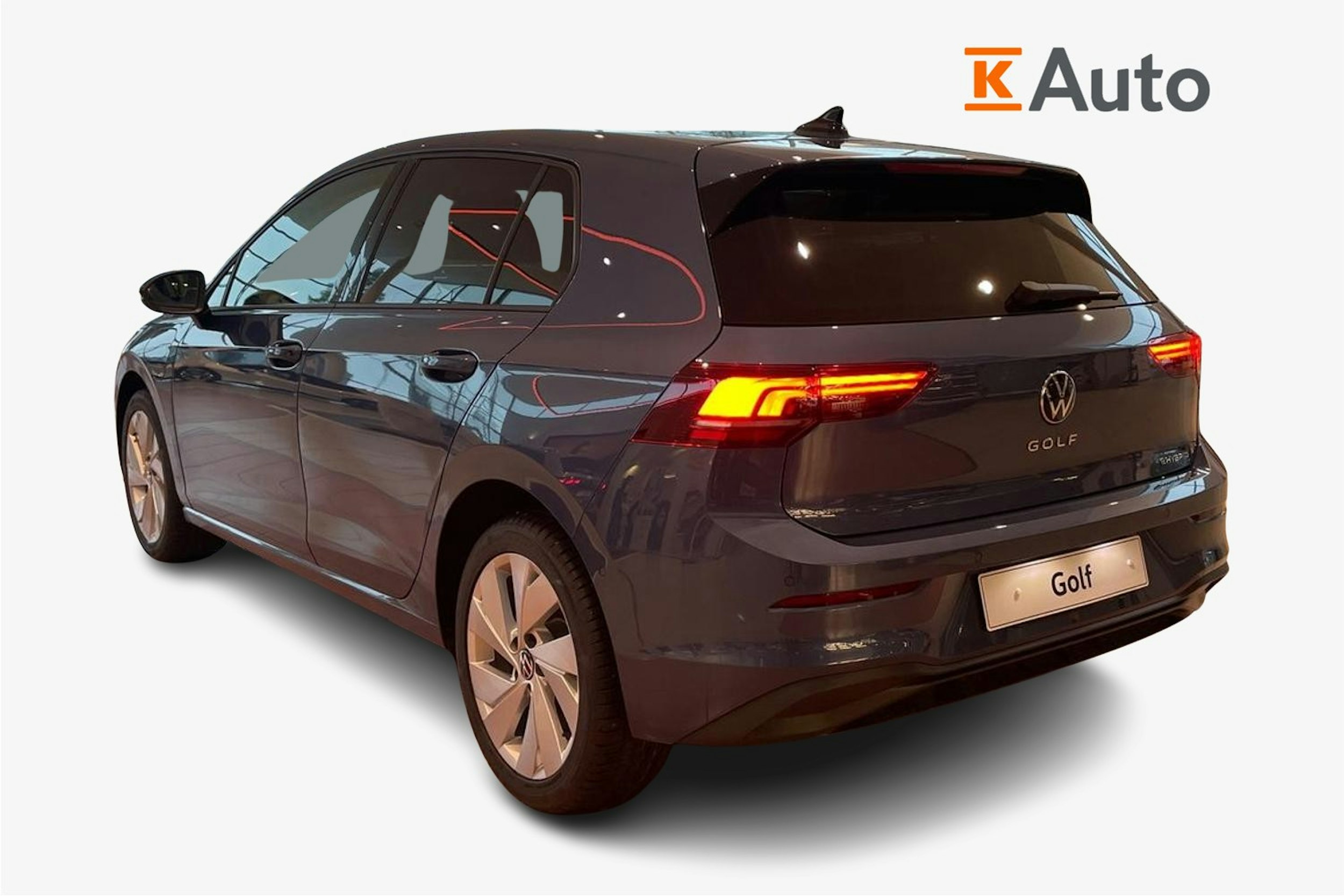 sininen Volkswagen Golf 2026 kuva 2.