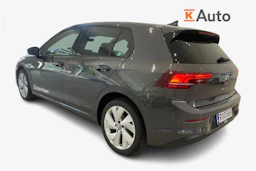 harmaa Volkswagen Golf 2026 kuva 2.